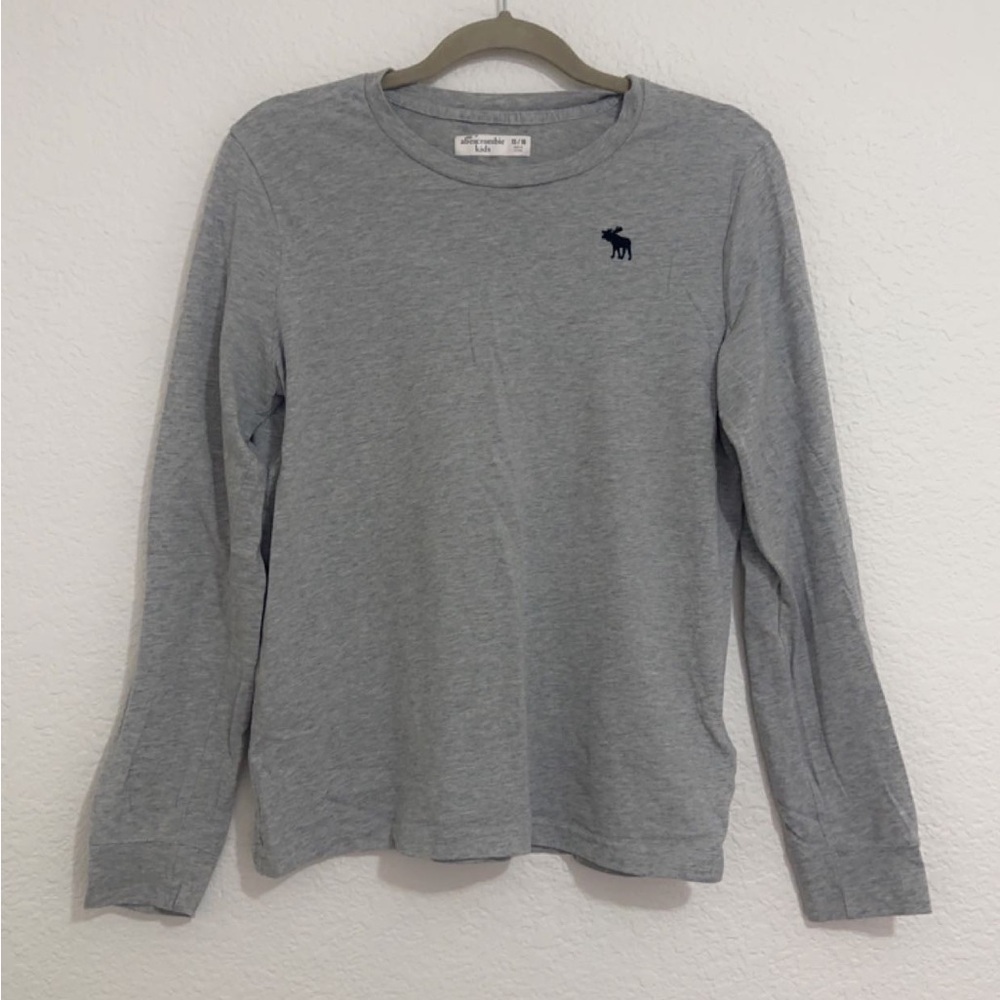 Abercrombie & Fitch Gray Long Sleeve